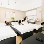 City-apartment „kreuzviertel-lädchen“mit Parkplatz