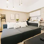 City-apartment „kreuzviertel-lädchen“mit Parkplatz *