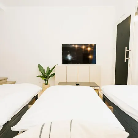 City-apartment „kreuzviertel-lädchen“mit Parkplatz Munster (North Rhine-Westphalia)