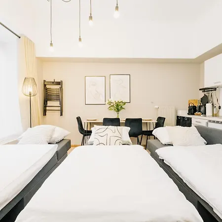 Apartmán City-apartment Kreuzviertel-laedchen-60 Qm *