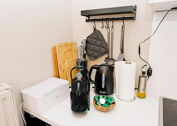 City-apartment „kreuzviertel-lädchen“mit Parkplatz *